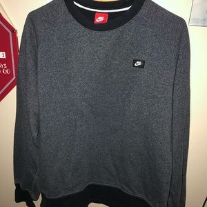 Nike gray black sweatshirt